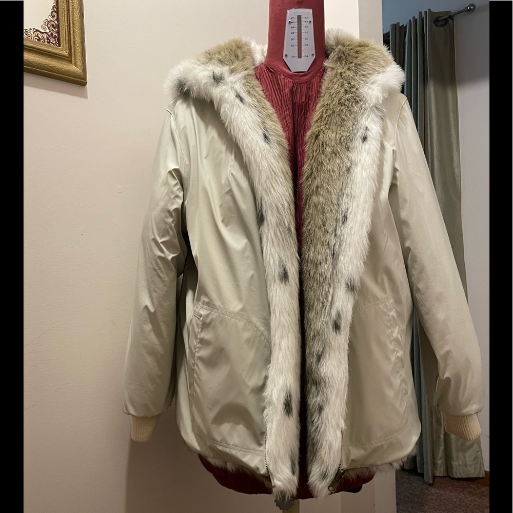 winter reversible coat nice and furry very beautiful coat
